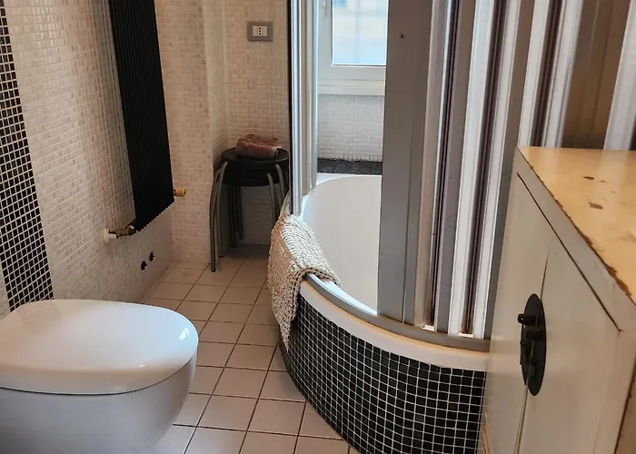 Romans Flaminio 4*